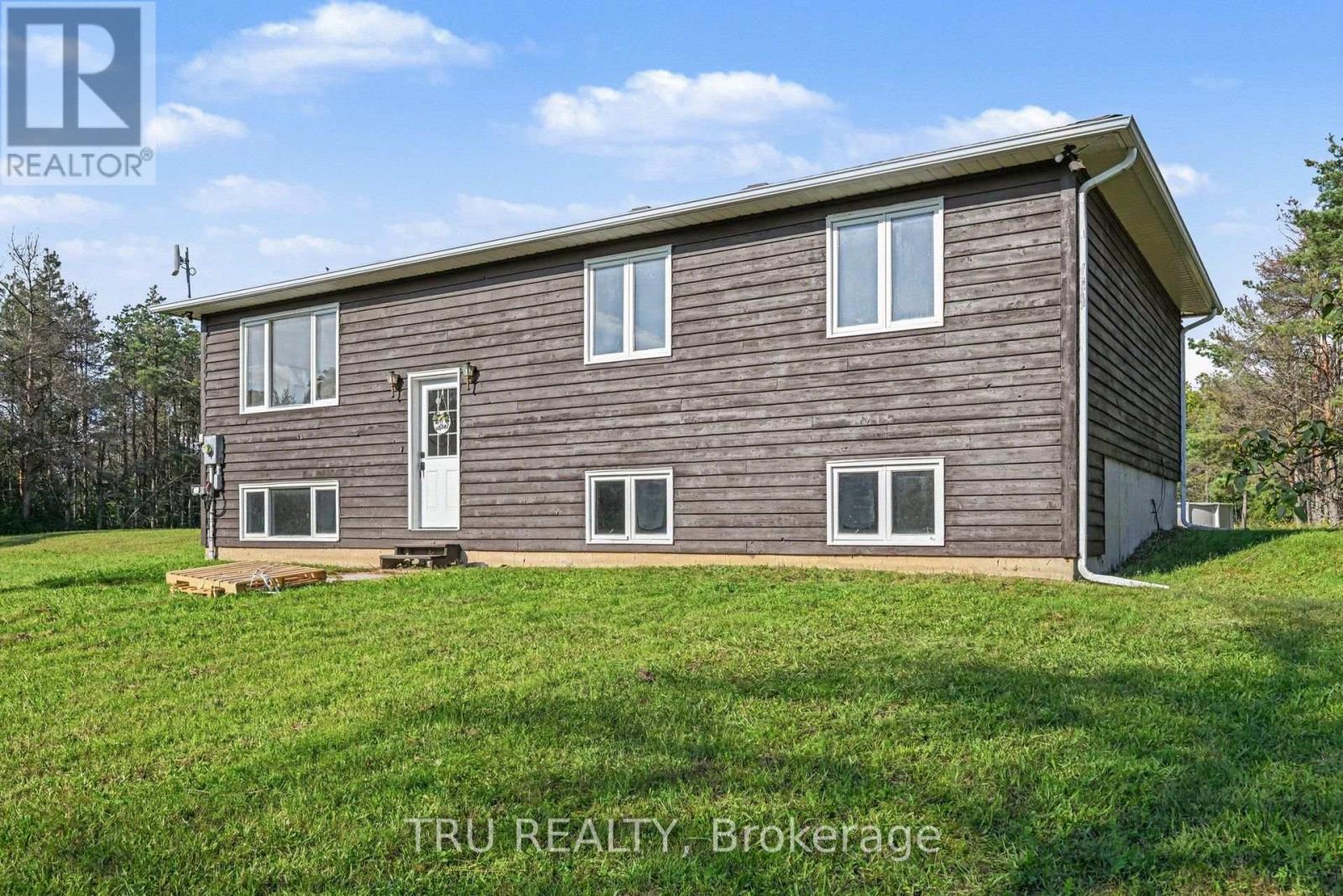 445 BOLTON ROAD, North Grenville, Ontario
