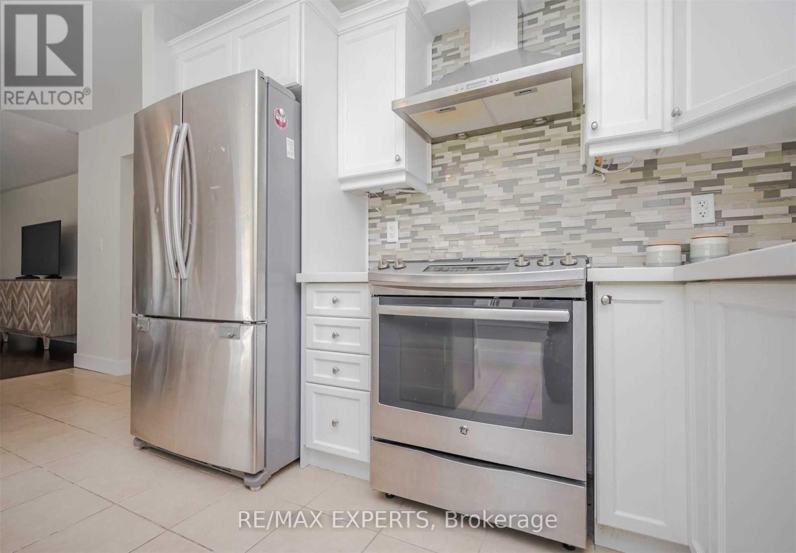 27 Mooney Trail, New Tecumseth, Ontario  L9R 0J4 - Photo 13 - N13723004
