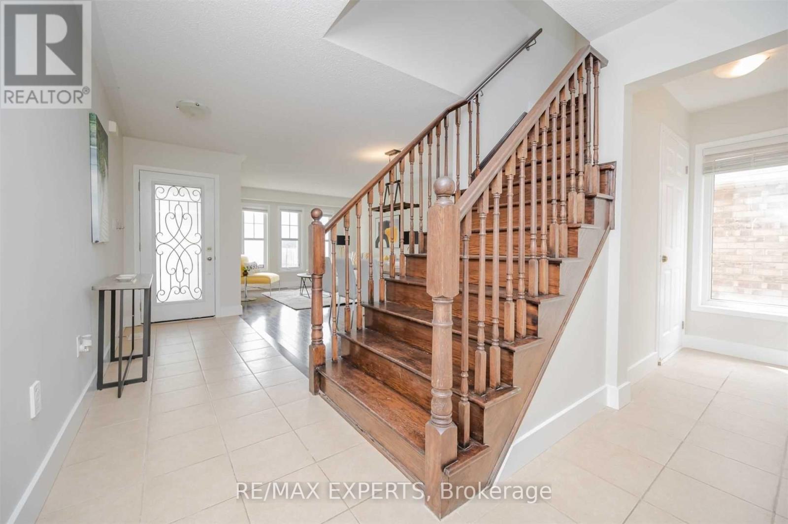 27 Mooney Trail, New Tecumseth, Ontario  L9R 0J4 - Photo 17 - N13723004