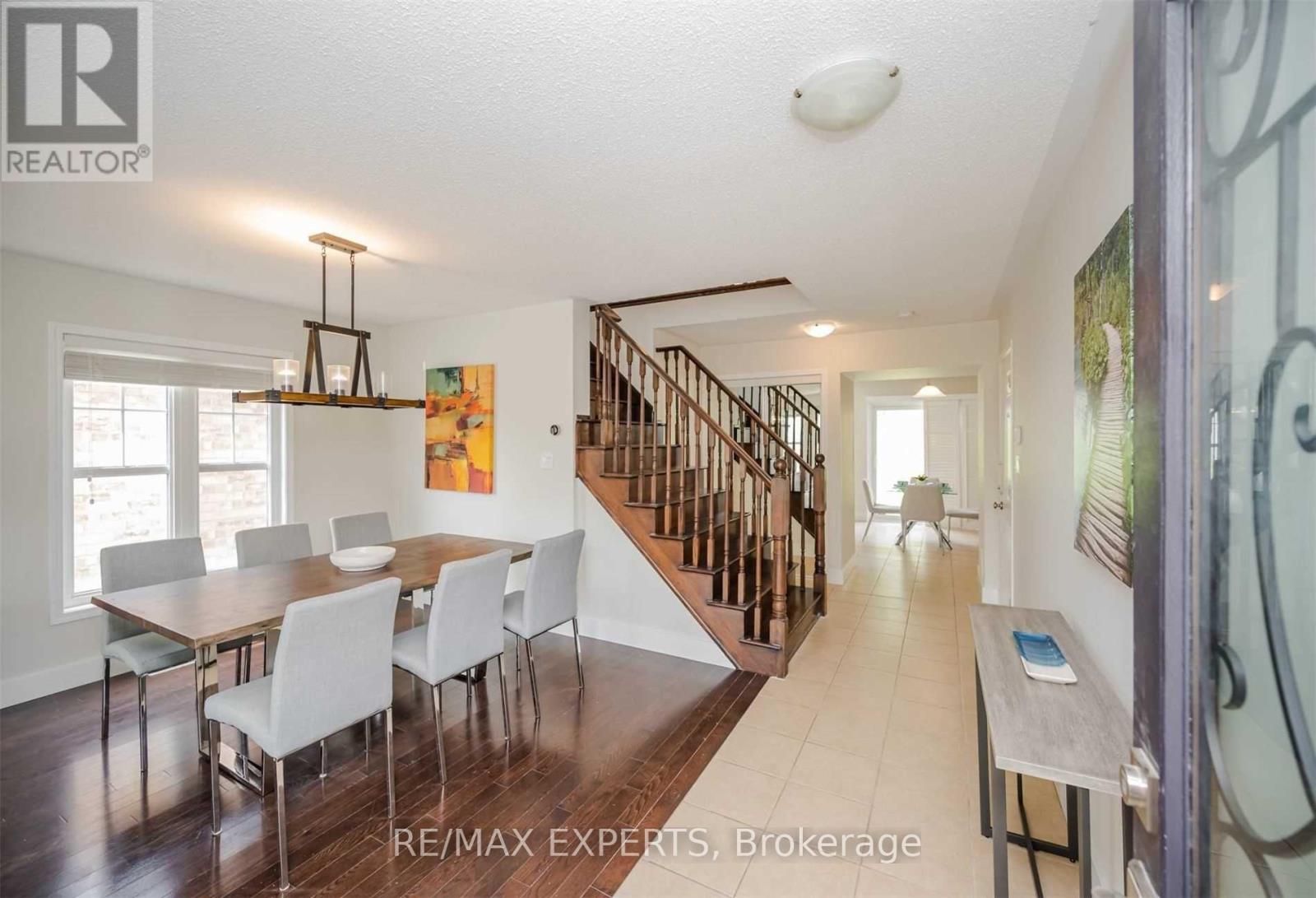 27 Mooney Trail, New Tecumseth, Ontario  L9R 0J4 - Photo 6 - N13723004