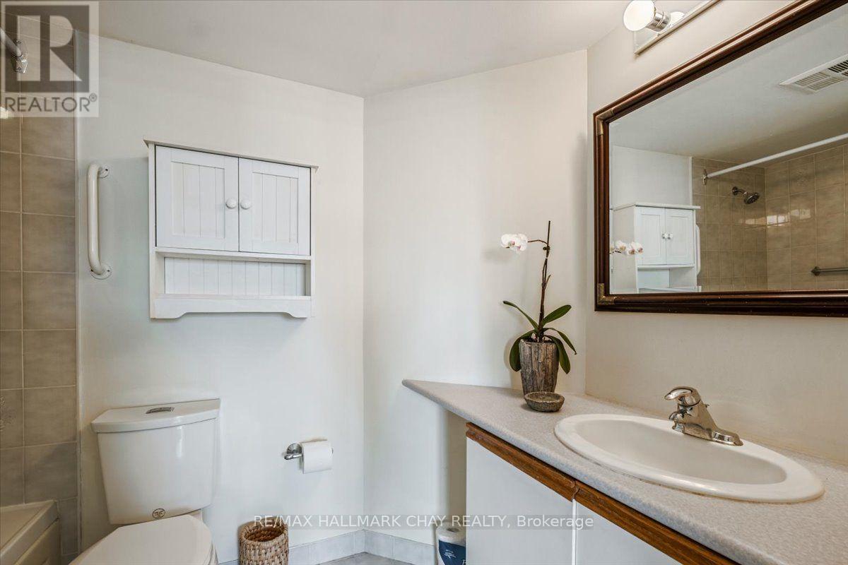 407 - 140 Dunlop Street E, Barrie, Ontario  L4M 6H9 - Photo 23 - S13722828