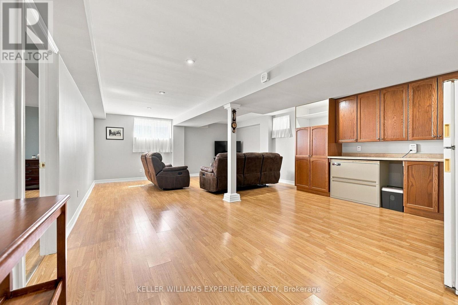 7 Stanley Street, Barrie, Ontario  L4M 6V2 - Photo 25 - S13722980