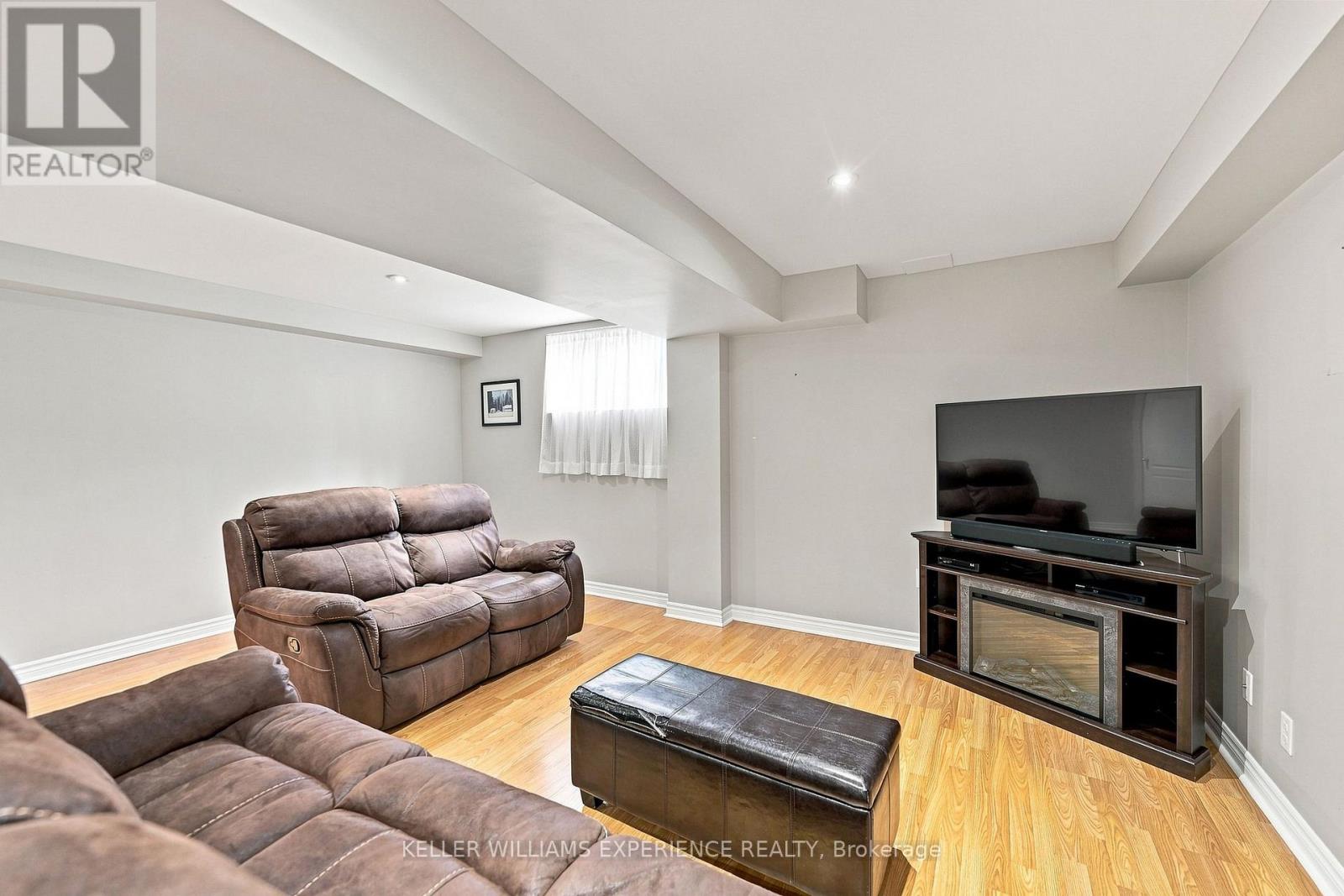 7 Stanley Street, Barrie, Ontario  L4M 6V2 - Photo 30 - S13722980