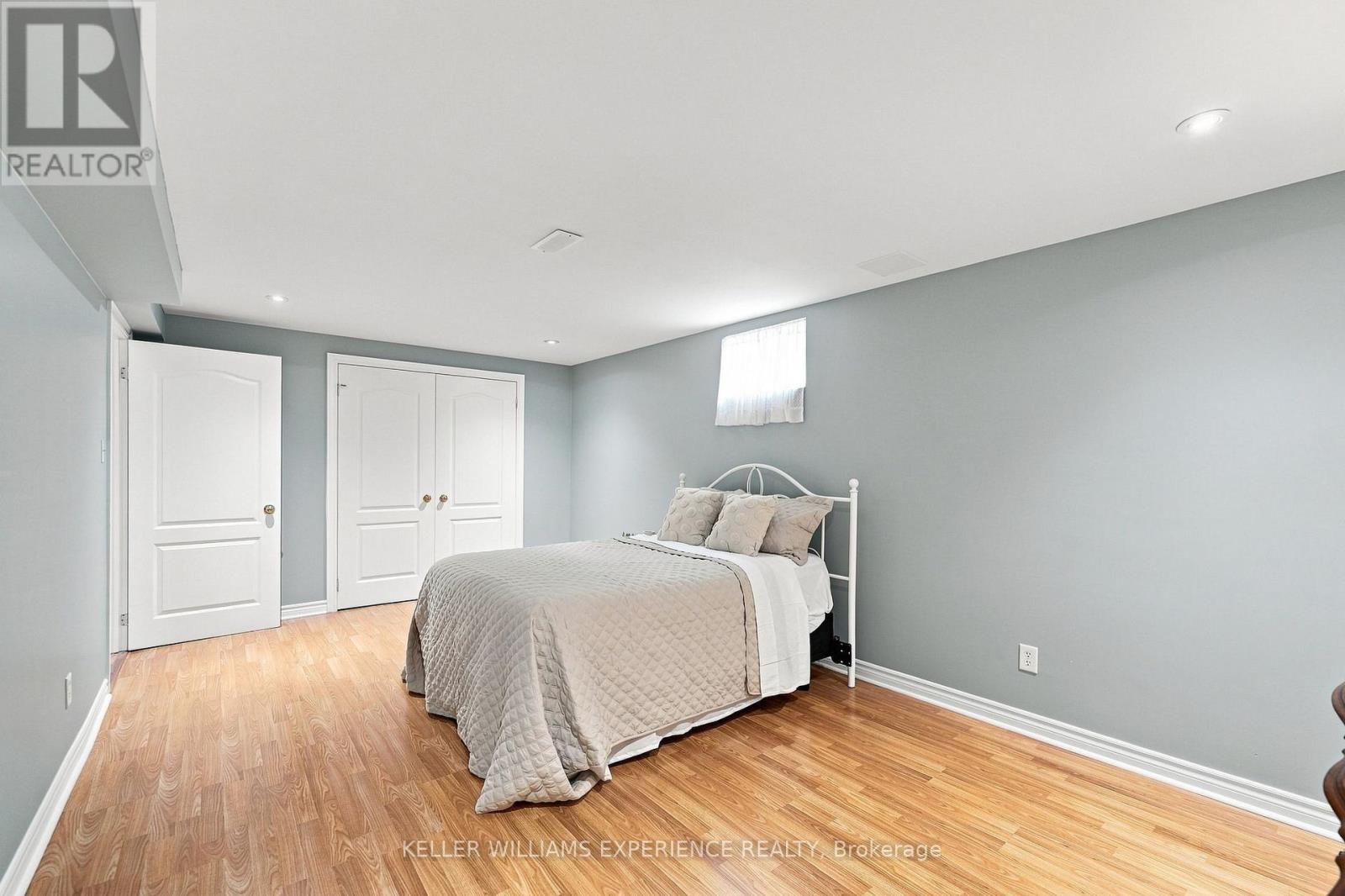 7 Stanley Street, Barrie, Ontario  L4M 6V2 - Photo 33 - S13722980