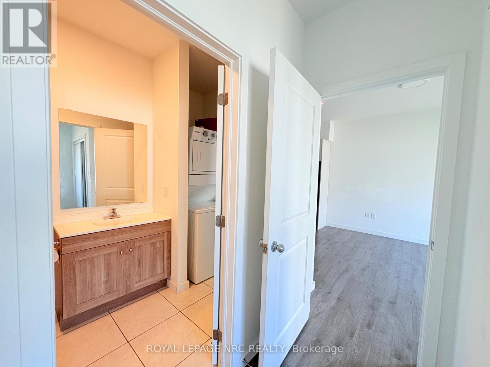 90 Highriver Trail, Welland, Ontario  L3C 0H6 - Photo 10 - X13723010