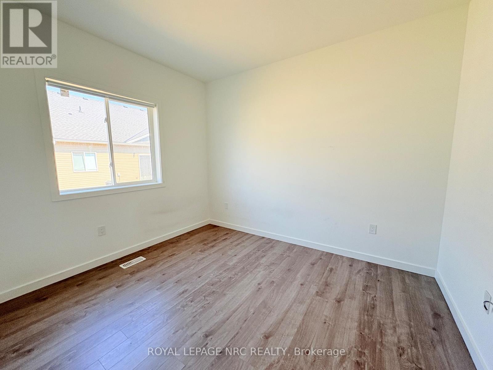90 Highriver Trail, Welland, Ontario  L3C 0H6 - Photo 5 - X13723010
