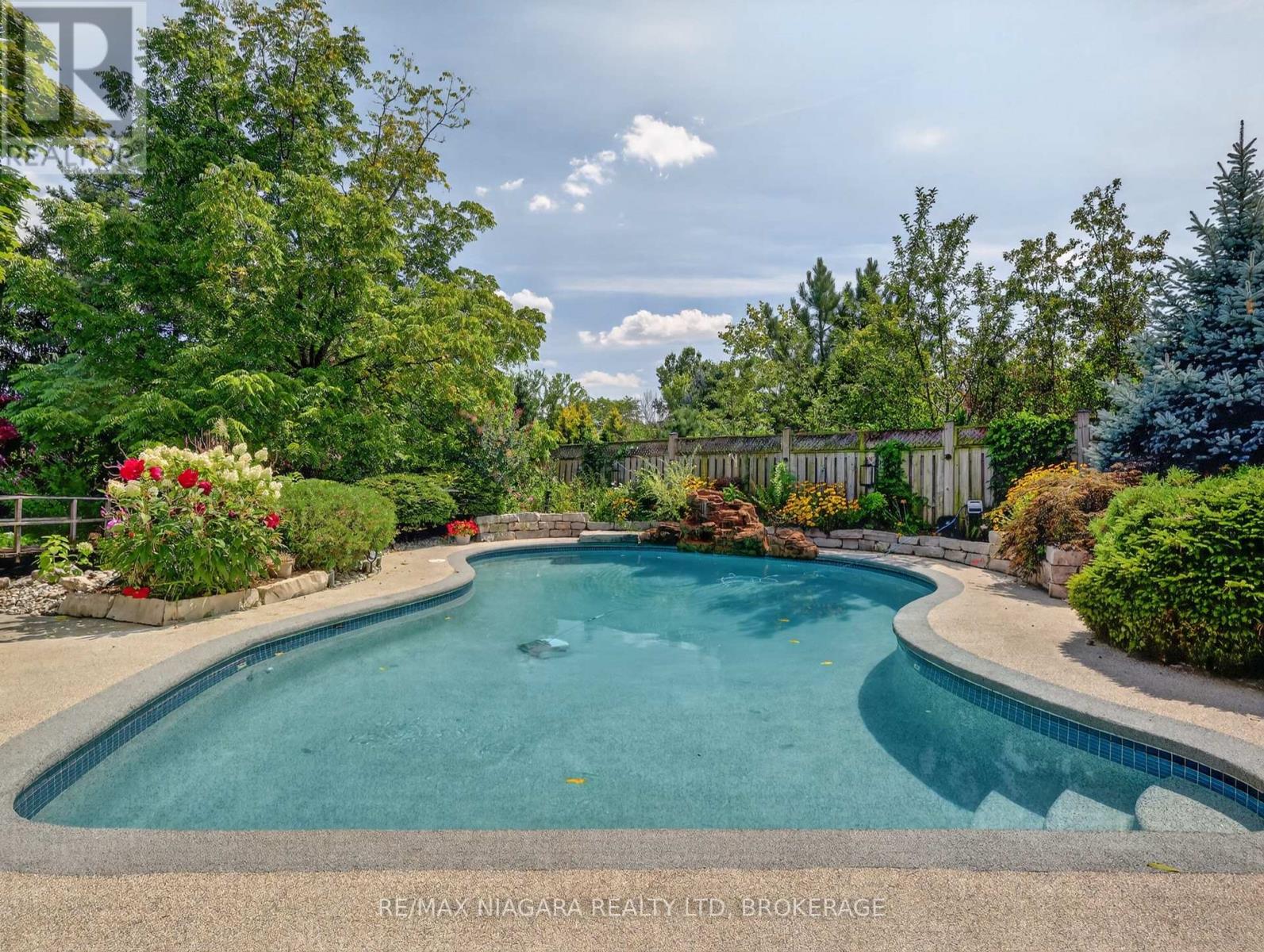 14 Fairlawn Court, St. Catharines, Ontario  L2M 7K4 - Photo 7 - X13723016