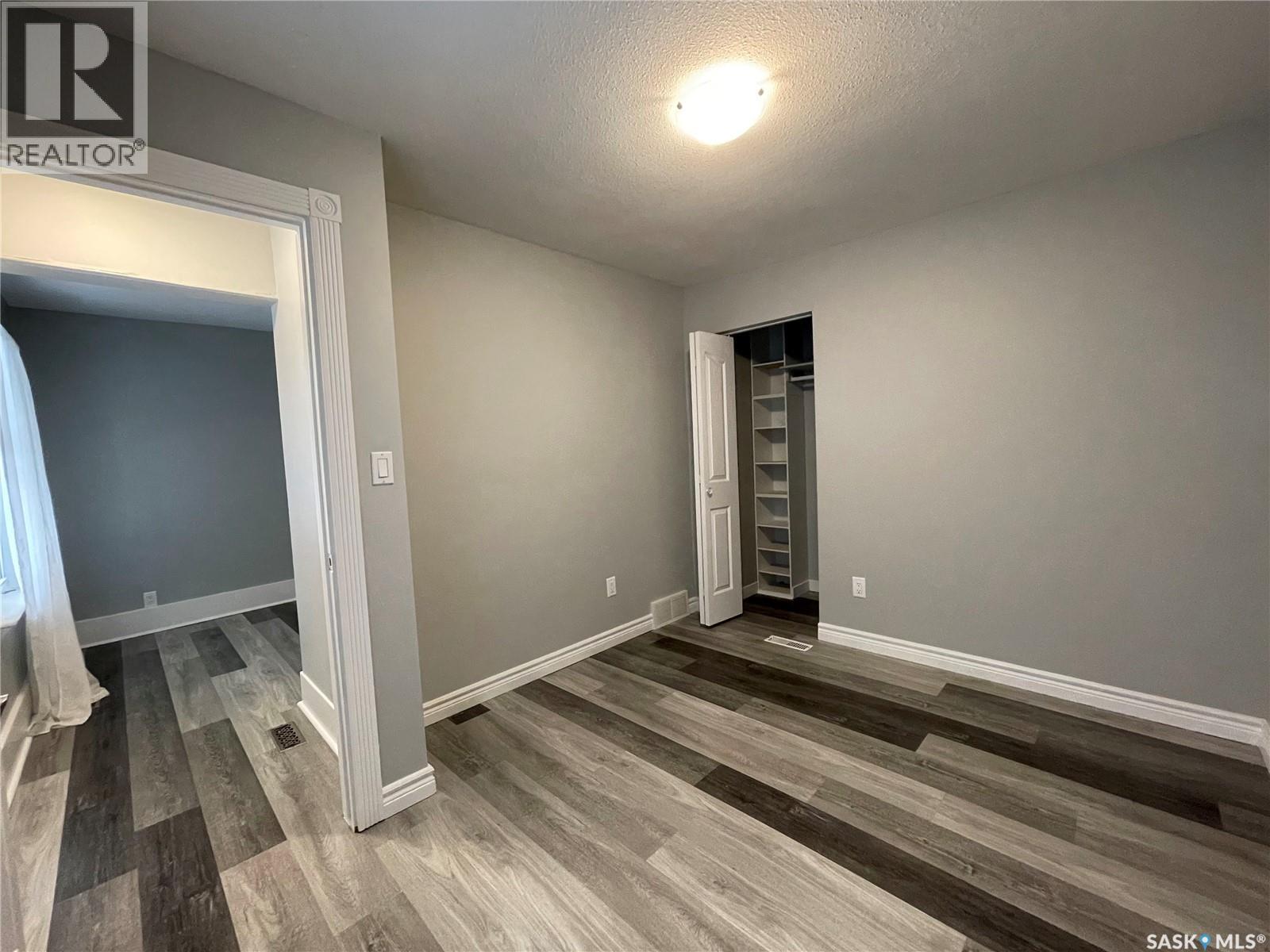 1331 B Avenue N, Saskatoon, Saskatchewan  S7L 1G6 - Photo 13 - SK046868