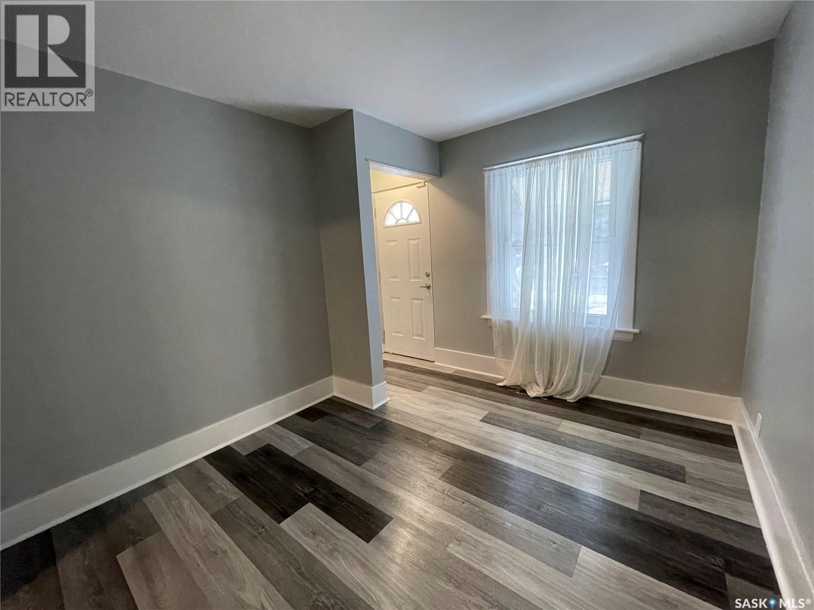 1331 B Avenue N, Saskatoon, Saskatchewan  S7L 1G6 - Photo 14 - SK046868
