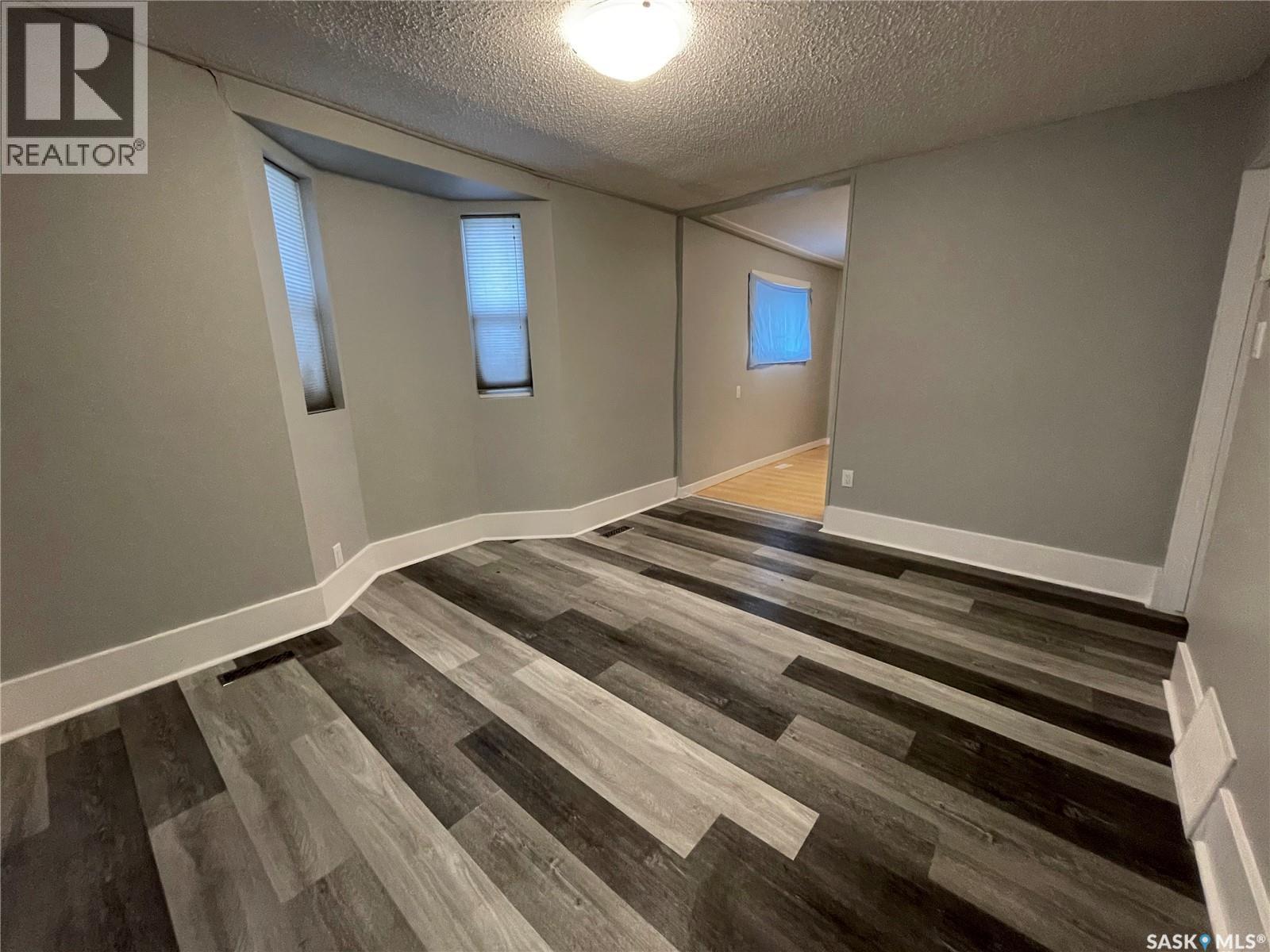 1331 B Avenue N, Saskatoon, Saskatchewan  S7L 1G6 - Photo 16 - SK046868
