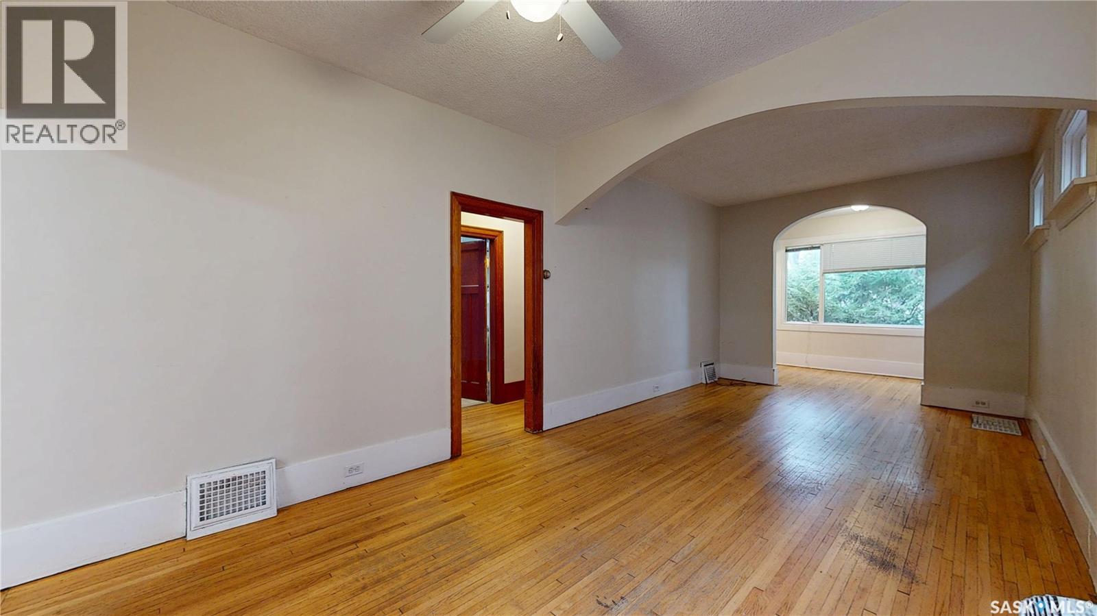 2212 Montreal Street, Regina, Saskatchewan  S4P 1L6 - Photo 4 - SK046810