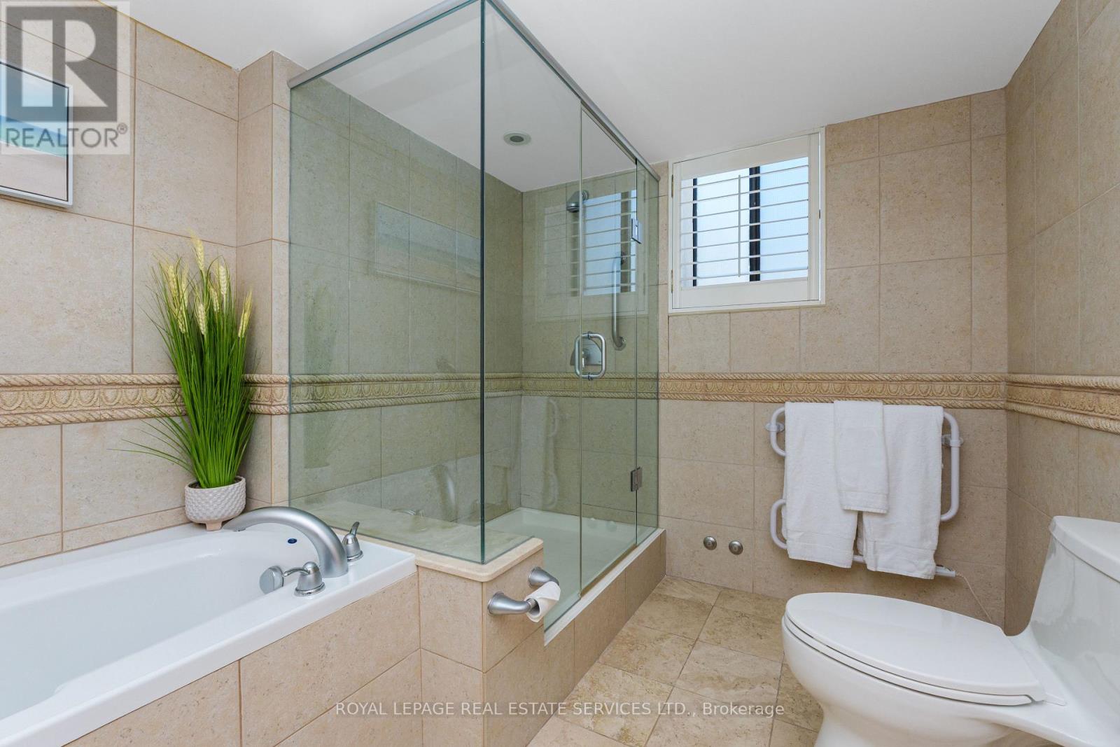 110 - 1240 Marlborough Court, Oakville, Ontario  L6H 3K7 - Photo 24 - W13722832