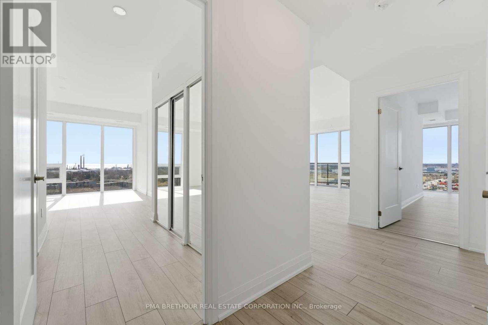 1709 - 1035 Southdown Road, Mississauga, Ontario  L5J 0A2 - Photo 8 - W13722854