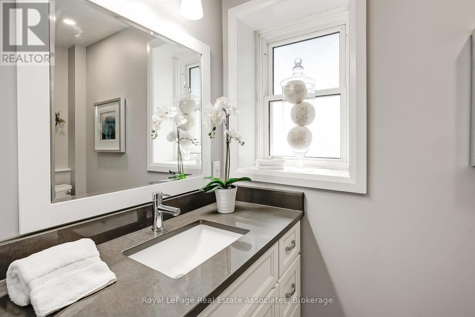 70 - 3 Centennial Pk Road, Toronto, Ontario  M9C 4W8 - Photo 28 - W13722908