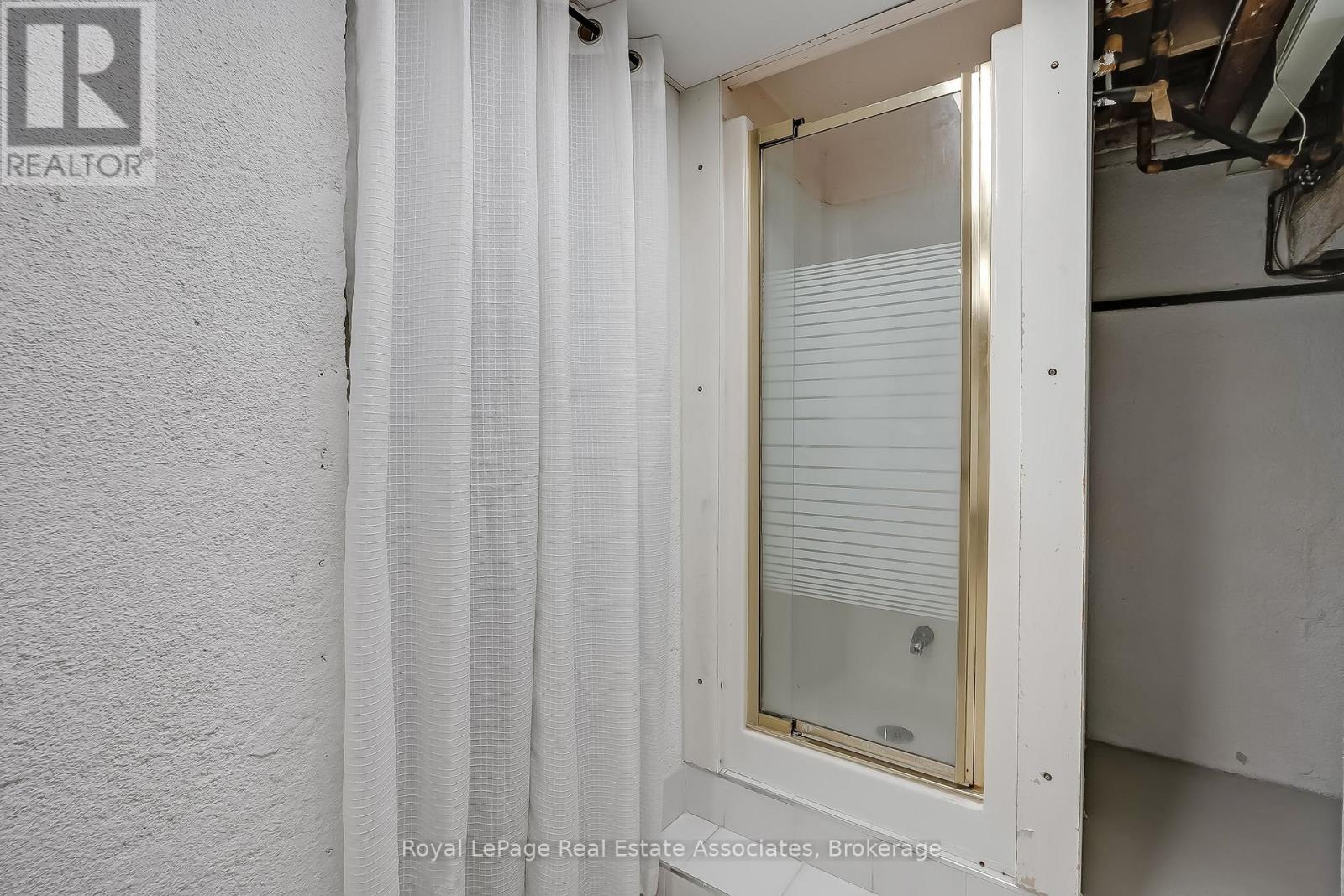 70 - 3 Centennial Pk Road, Toronto, Ontario  M9C 4W8 - Photo 35 - W13722908