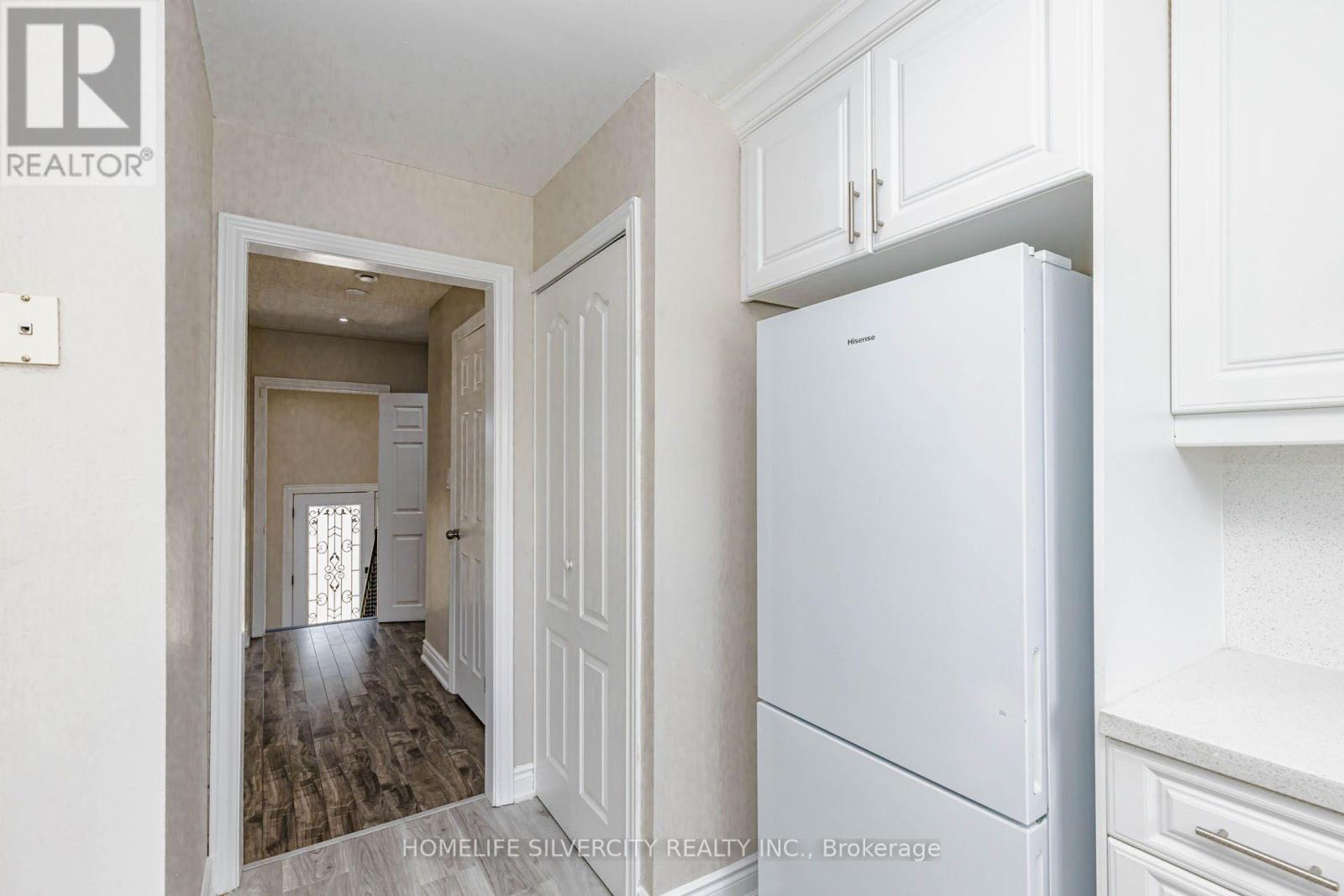3701 Keenan Crescent, Mississauga, Ontario  L4T 3M1 - Photo 22 - W13722912