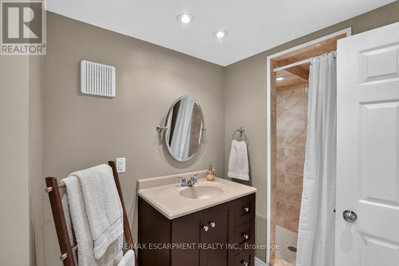 465 Springbank Crescent, Burlington, Ontario  L7T 2W8 - Photo 22 - W13722970