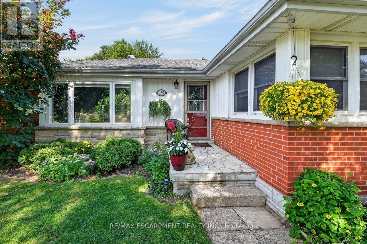 465 Springbank Crescent, Burlington, Ontario  L7T 2W8 - Photo 4 - W13722970