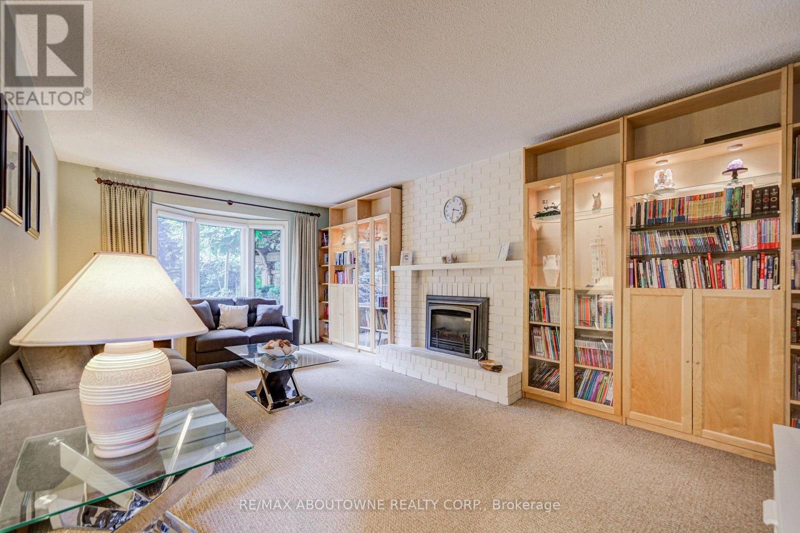 1511 Stoneybrook Trail, Oakville, Ontario  L6M 2R4 - Photo 17 - W13722998