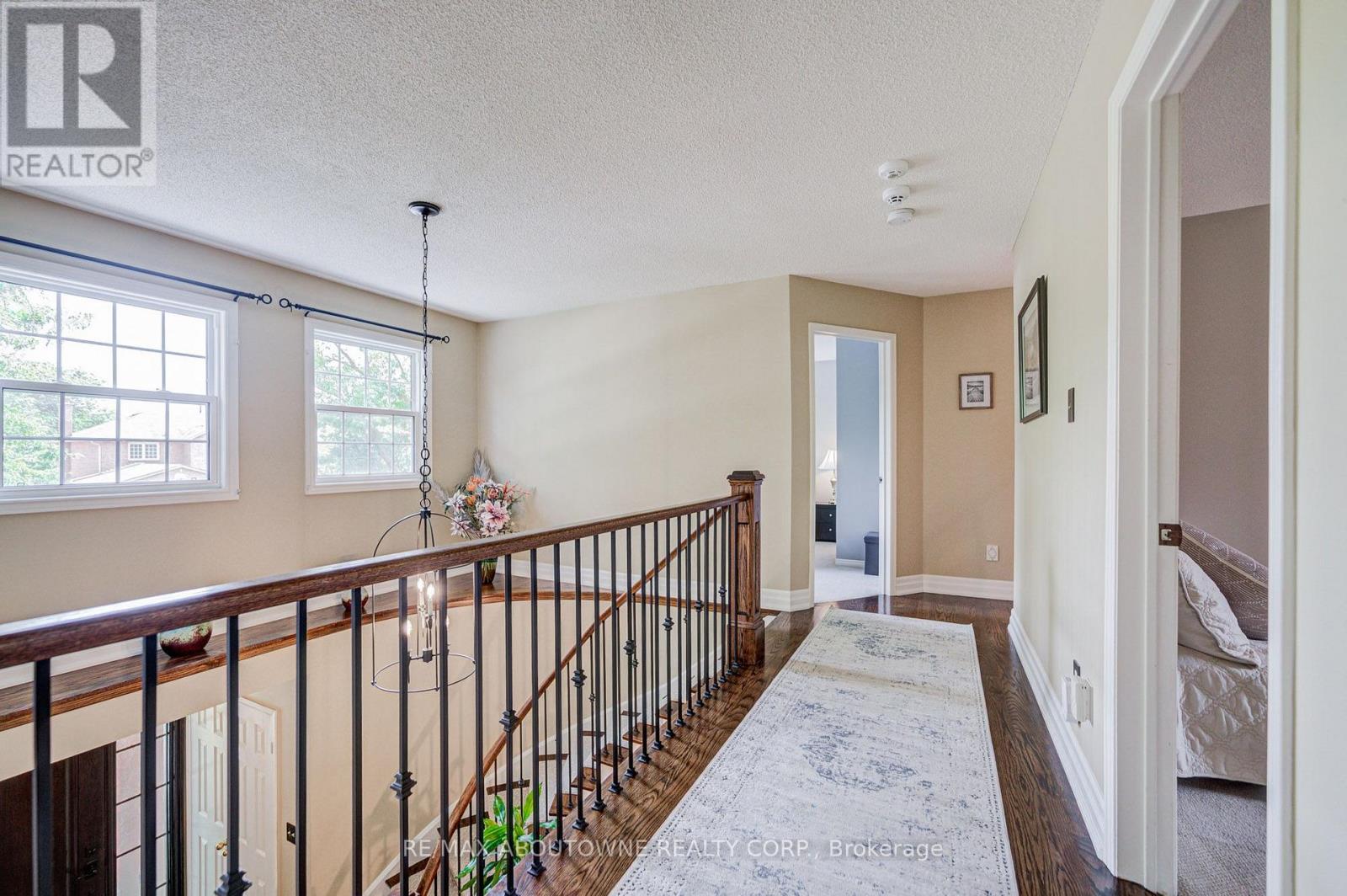 1511 Stoneybrook Trail, Oakville, Ontario  L6M 2R4 - Photo 23 - W13722998