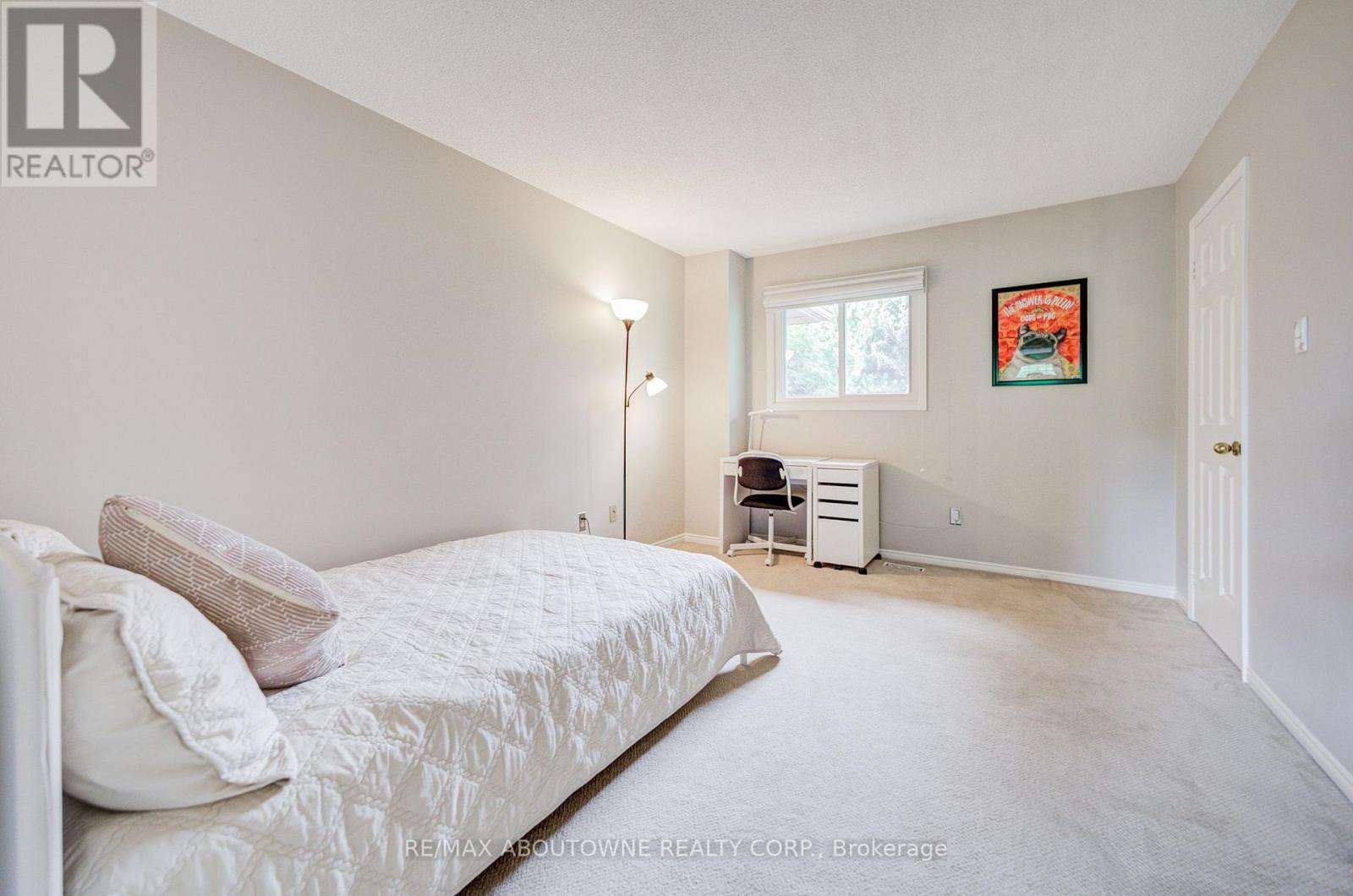 1511 Stoneybrook Trail, Oakville, Ontario  L6M 2R4 - Photo 29 - W13722998