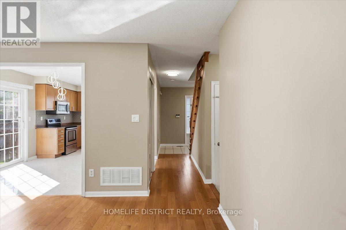 901 Bennett Boulevard, Milton, Ontario  L9T 6X5 - Photo 10 - W13723006