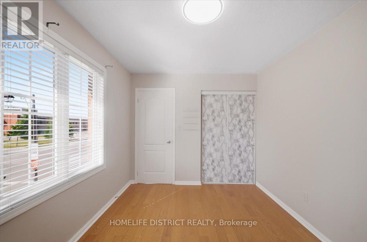 901 Bennett Boulevard, Milton, Ontario  L9T 6X5 - Photo 30 - W13723006
