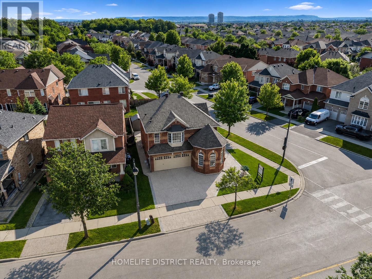 901 Bennett Boulevard, Milton, Ontario  L9T 6X5 - Photo 4 - W13723006