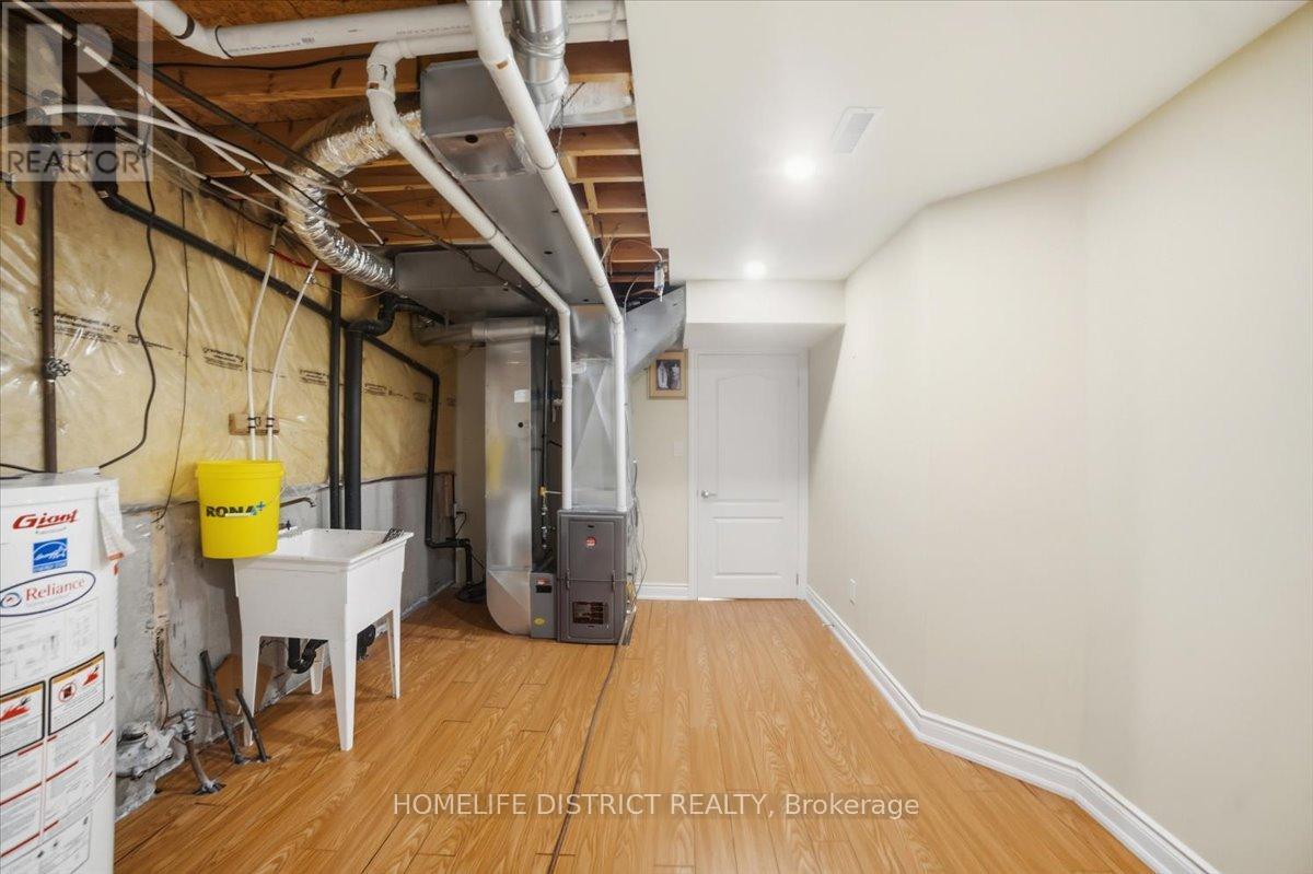 901 Bennett Boulevard, Milton, Ontario  L9T 6X5 - Photo 40 - W13723006