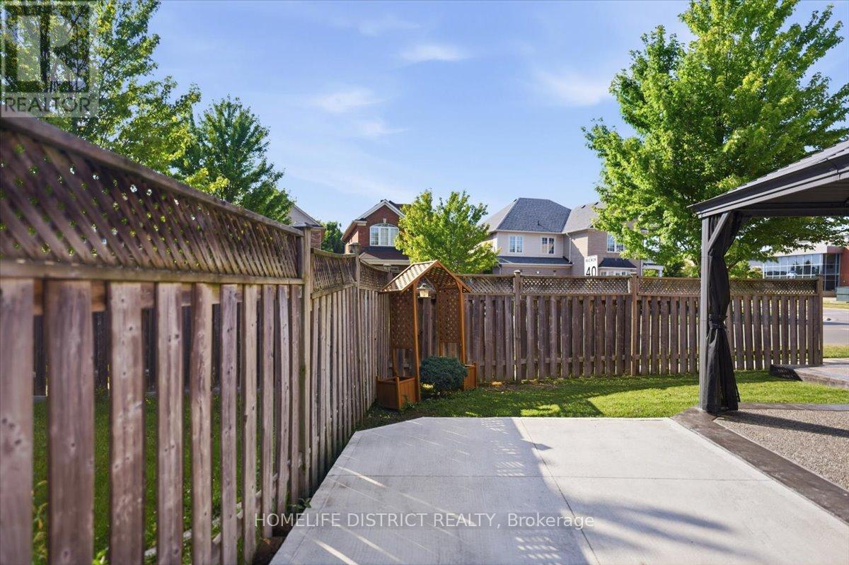 901 Bennett Boulevard, Milton, Ontario  L9T 6X5 - Photo 45 - W13723006