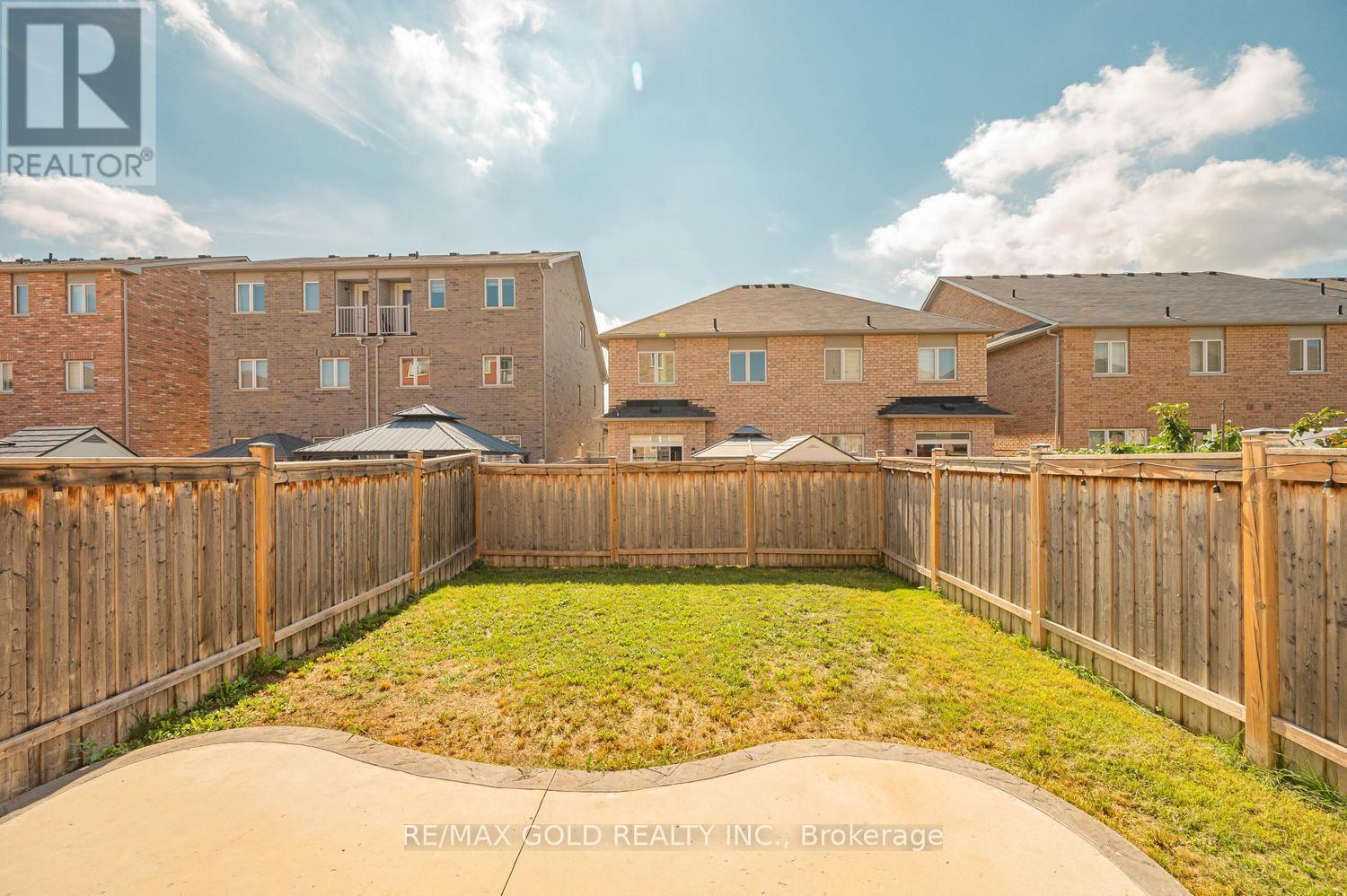 116 Lesabre Crescent, Brampton, Ontario  L6P 0W4 - Photo 49 - W13723008