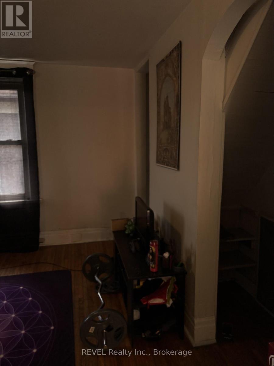 4819 Fourth Avenue, Niagara Falls, Ontario  L2E 4P2 - Photo 24 - X12911732