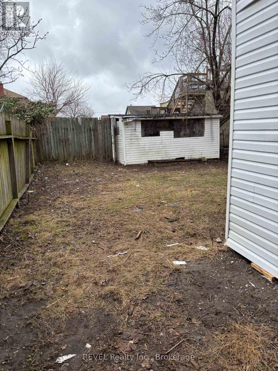 4819 Fourth Avenue, Niagara Falls, Ontario  L2E 4P2 - Photo 32 - X12911732