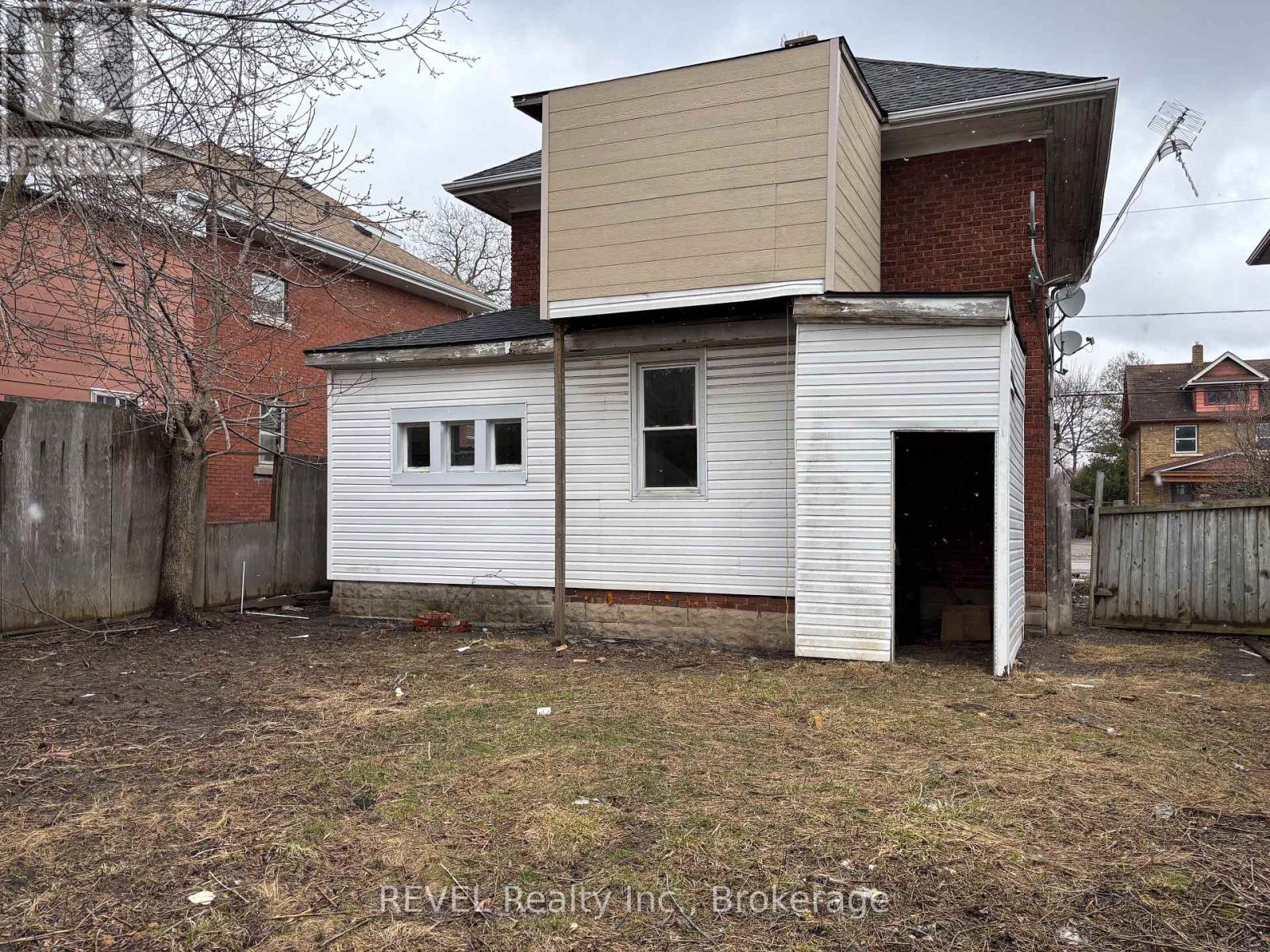 4819 Fourth Avenue, Niagara Falls, Ontario  L2E 4P2 - Photo 33 - X12911732