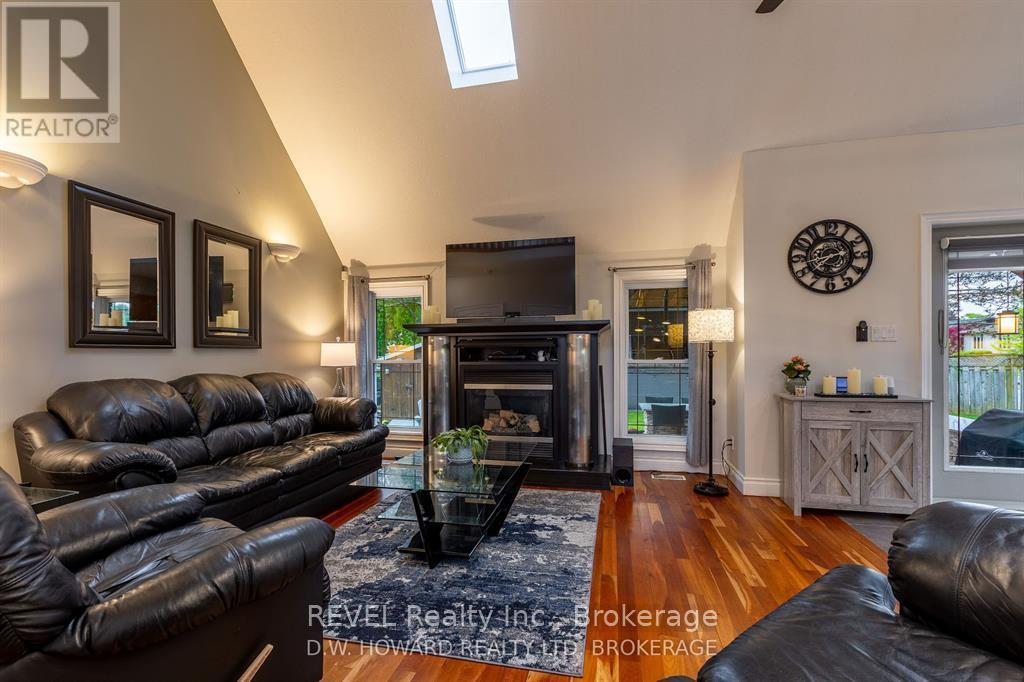 45 Westwood Drive, Port Colborne, Ontario  L3K 6B9 - Photo 13 - X13460986