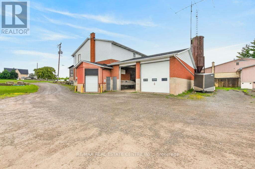 BAY 3 & 4 - 8268 HIGHWAY NO 20 HIGHWAY, Grimsby, Ontario