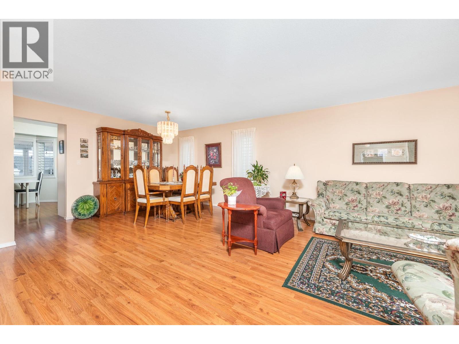 833 8 Avenue, Vernon, British Columbia  V1H 1Z1 - Photo 6 - 10377161