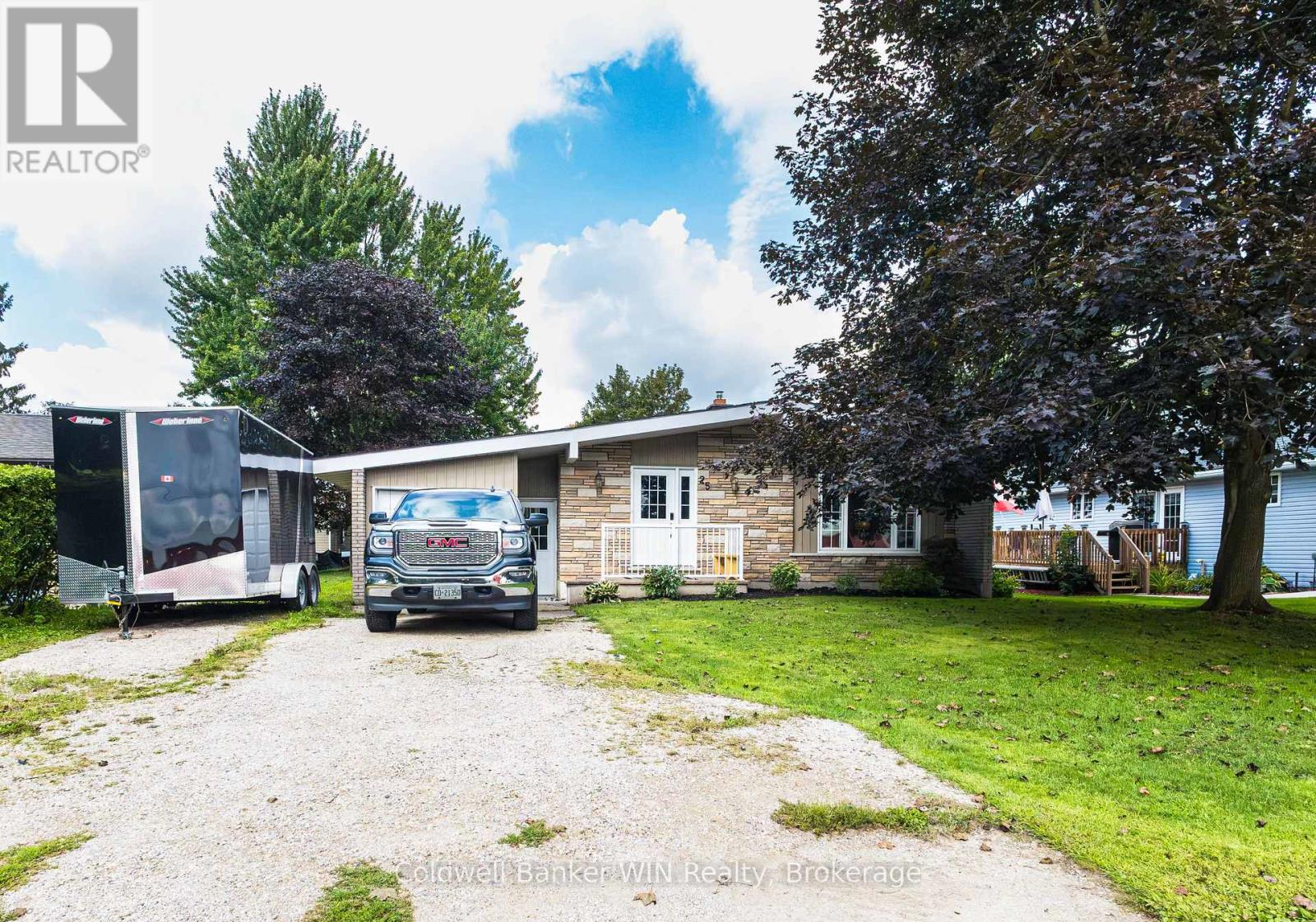 25 THOMAS STREET, South Bruce, Ontario