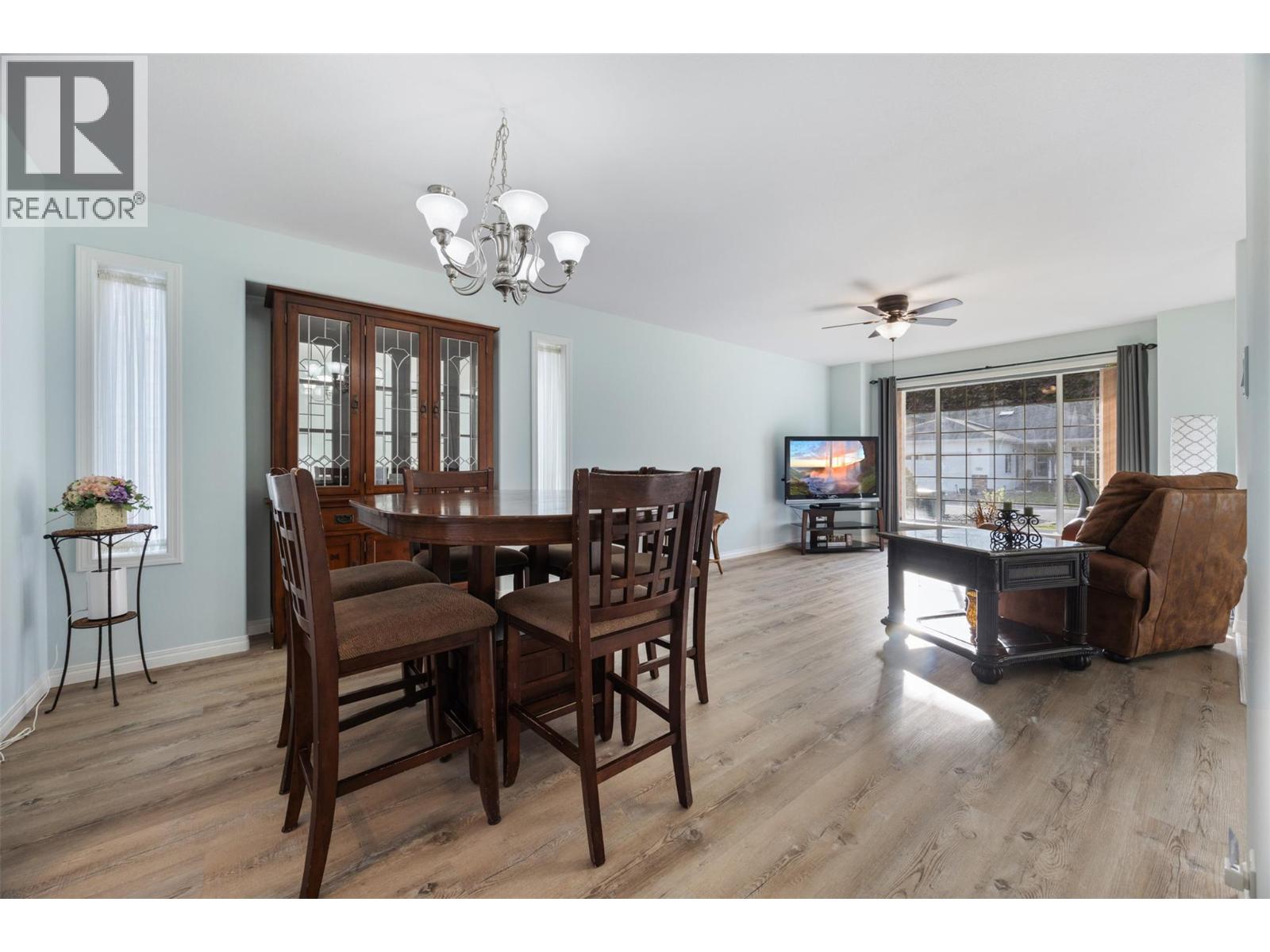 536 Red Wing Drive, Penticton, British Columbia  V2A 8N7 - Photo 4 - 10399134