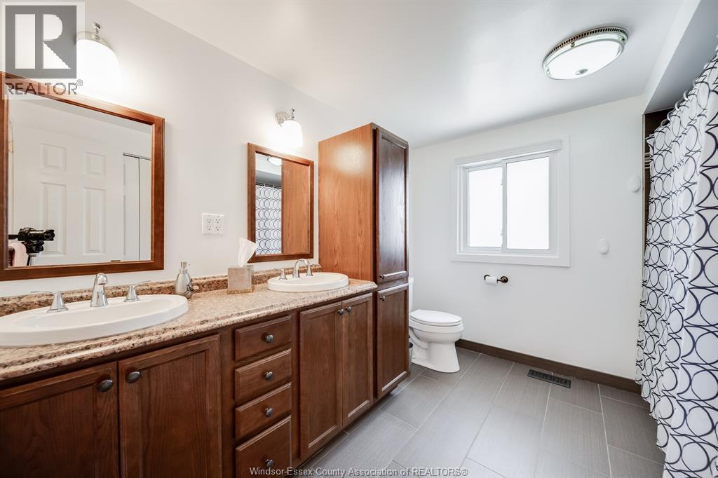 109 Centennial, Tecumseh, Ontario  N8N 2N7 - Photo 15 - 26021070