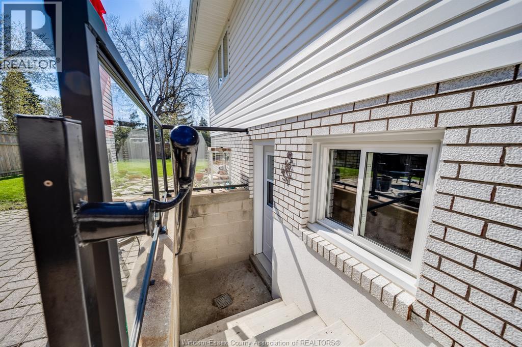 109 Centennial, Tecumseh, Ontario  N8N 2N7 - Photo 39 - 26021070