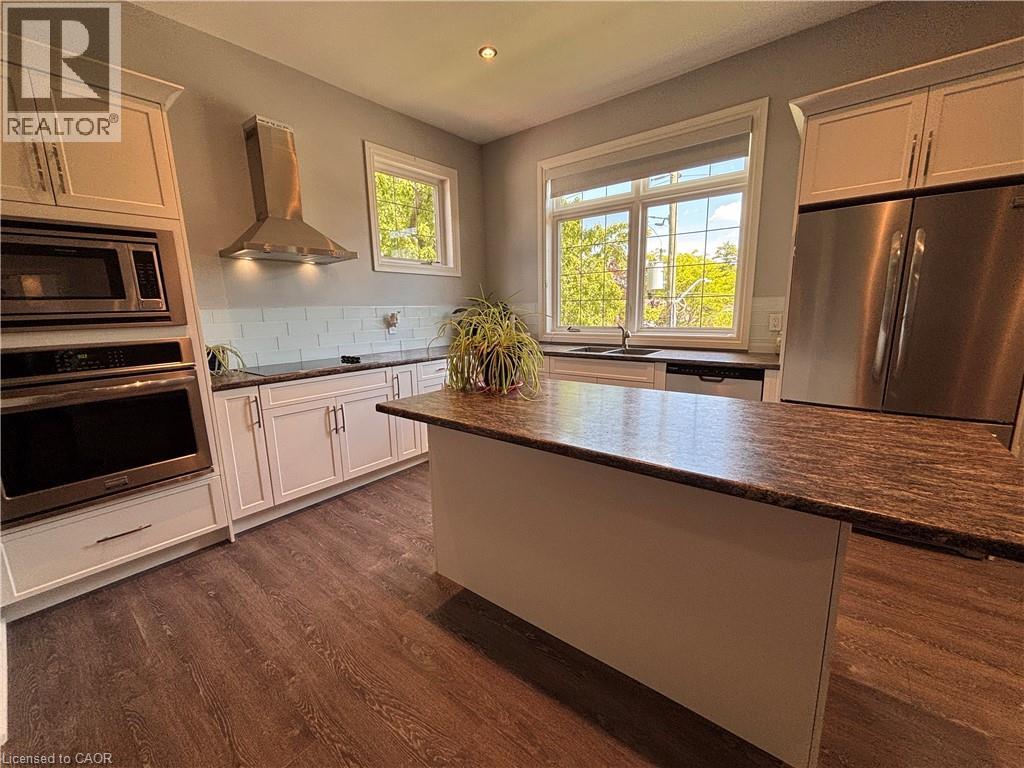 71 Wilson Street E, Ancaster, Ontario  L9G 2B3 - Photo 2 - 40841706
