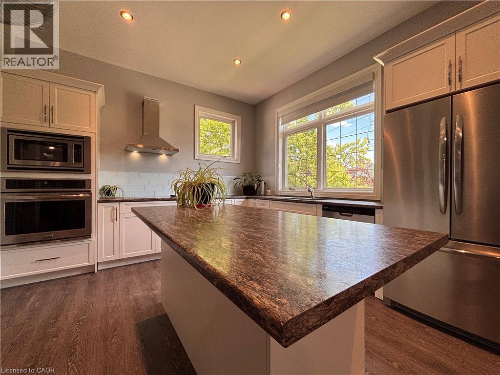 71 WILSON Street E, Ancaster, Ontario