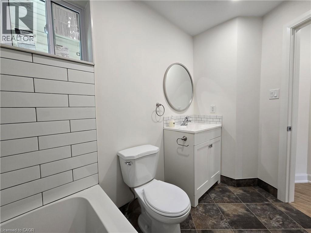63 Main Street E Unit# 2, Grimsby, Ontario  L3M 1M7 - Photo 11 - 40858526