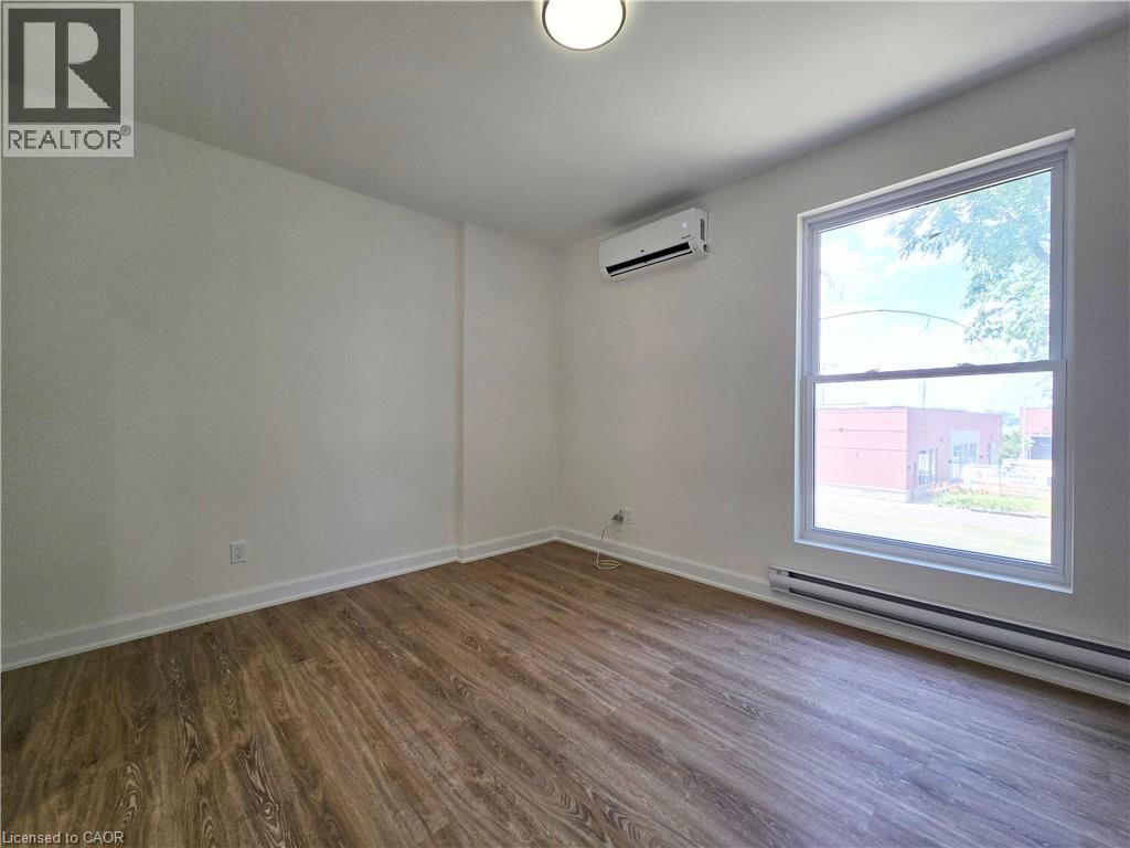 63 Main Street E Unit# 2, Grimsby, Ontario  L3M 1M7 - Photo 8 - 40858526