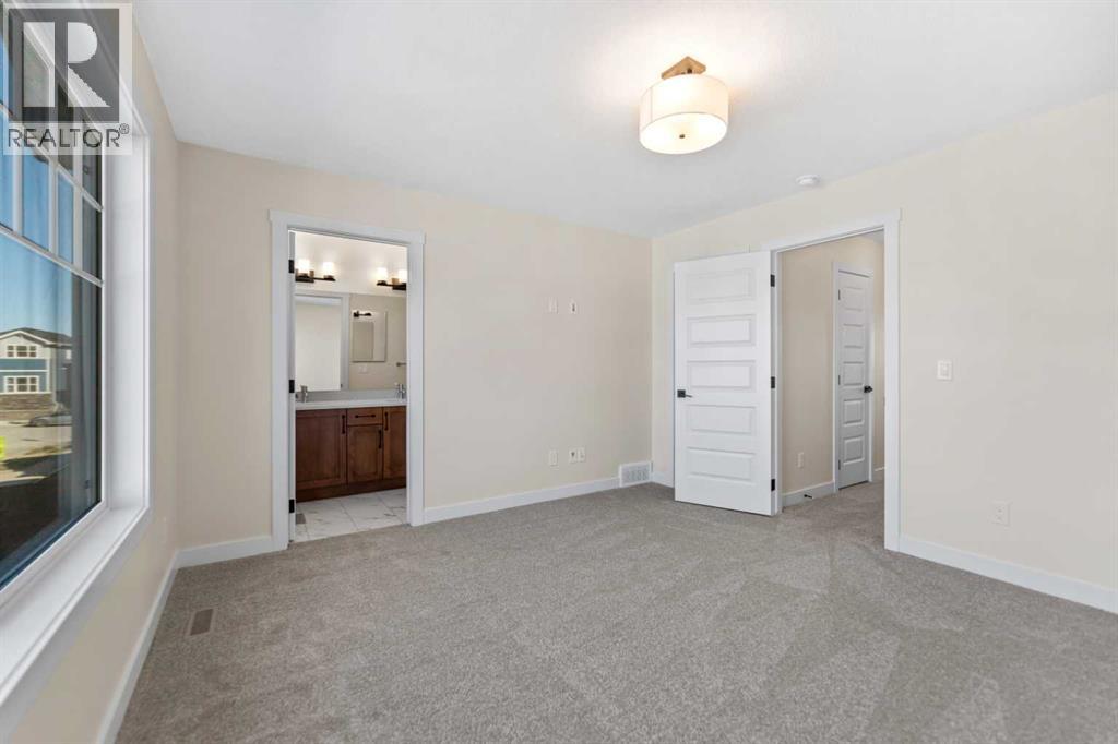 734 Bayview Hill Sw, Airdrie, Alberta  T4B 5M4 - Photo 29 - A2337913