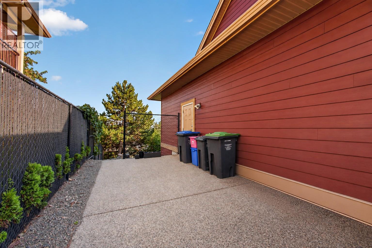 155 Terrace Hill Court, Kelowna, British Columbia  V1V 2T2 - Photo 57 - 10398847