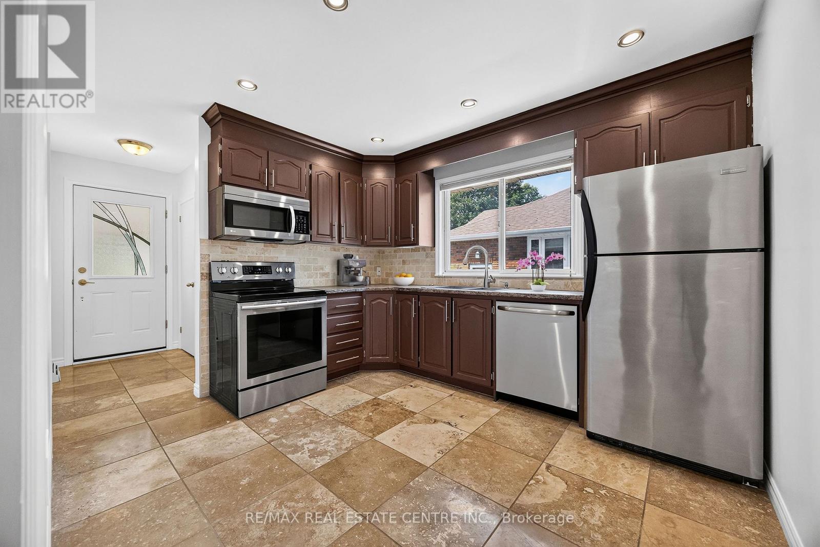 309 Lasalle Avenue, Oshawa, Ontario  L1H 5Y7 - Photo 14 - E13719374