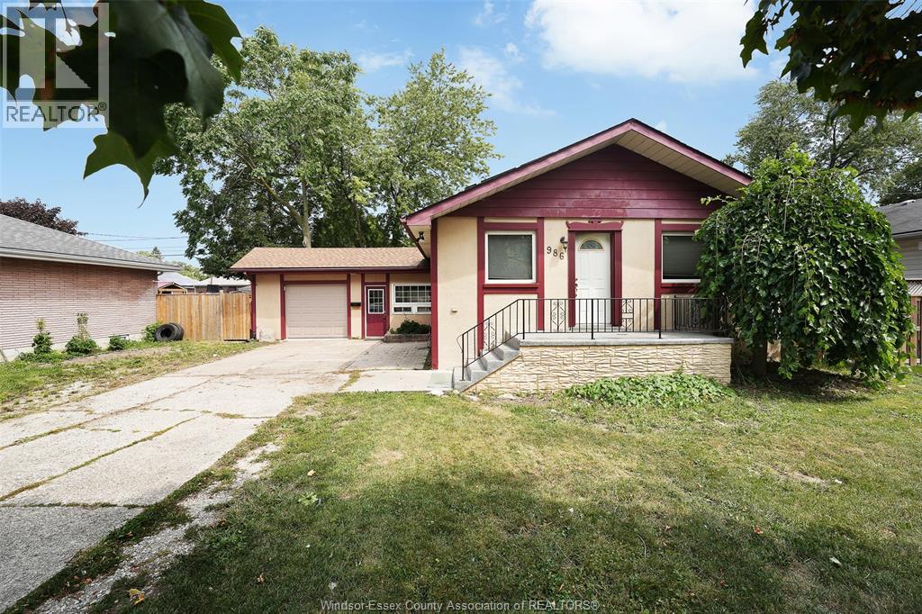 986 Eastlawn, Windsor, Ontario  N8S 3H9 - Photo 2 - 26021022