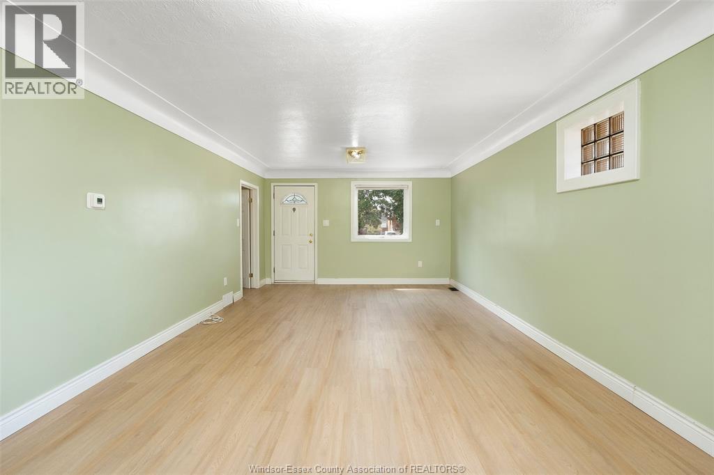 986 Eastlawn, Windsor, Ontario  N8S 3H9 - Photo 5 - 26021022